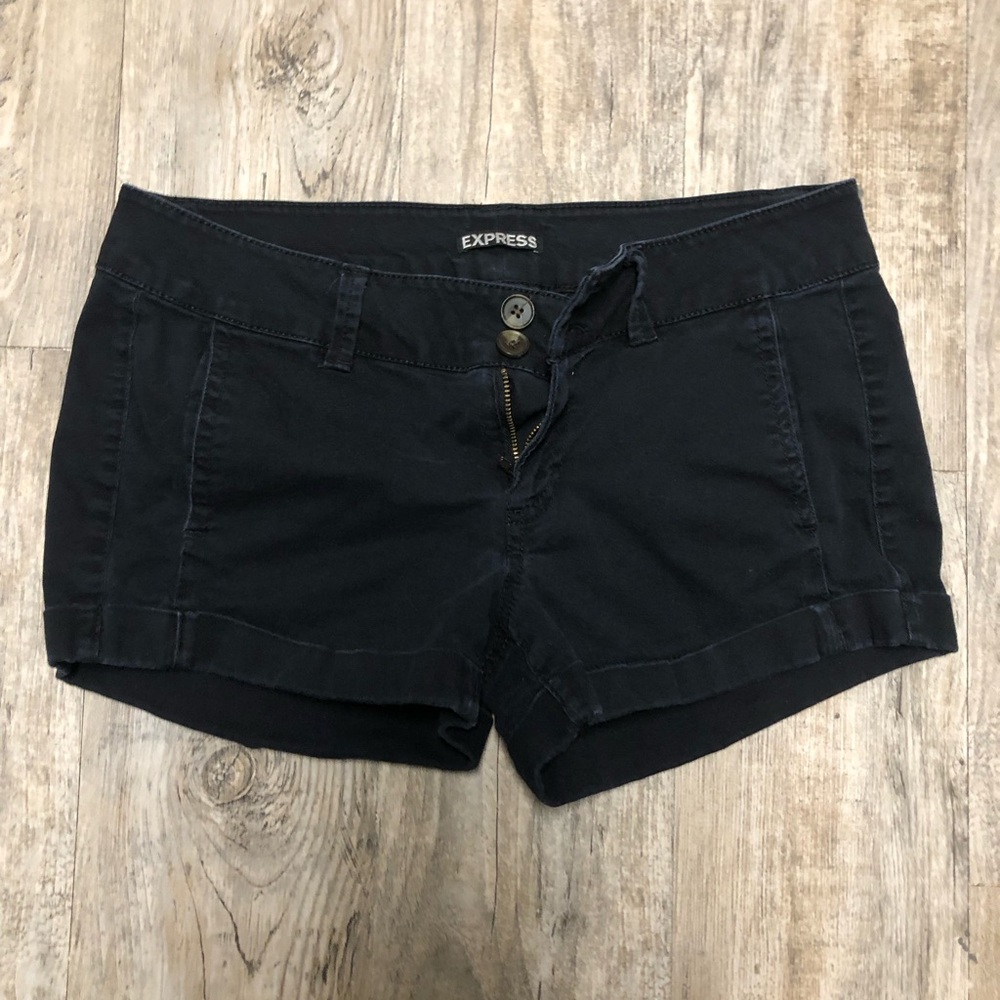 Express black shorts, size 4